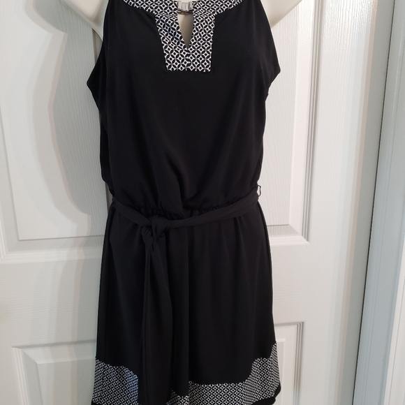 WHITE HOUSE BLACK MARKET DRESS - Picture 12 of 13